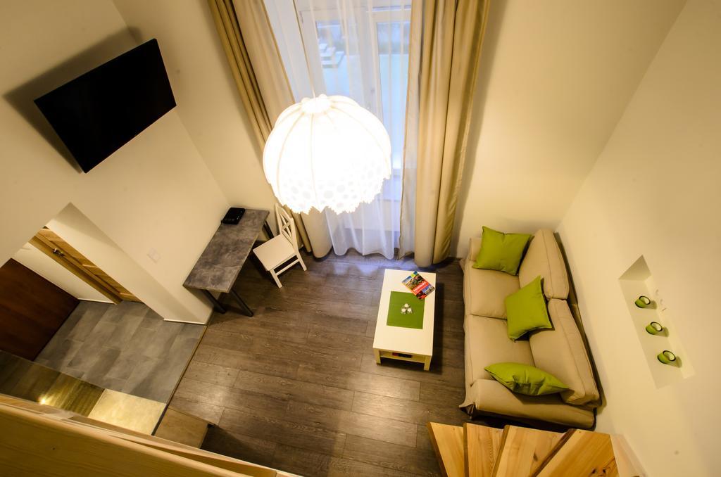 Queen Suite